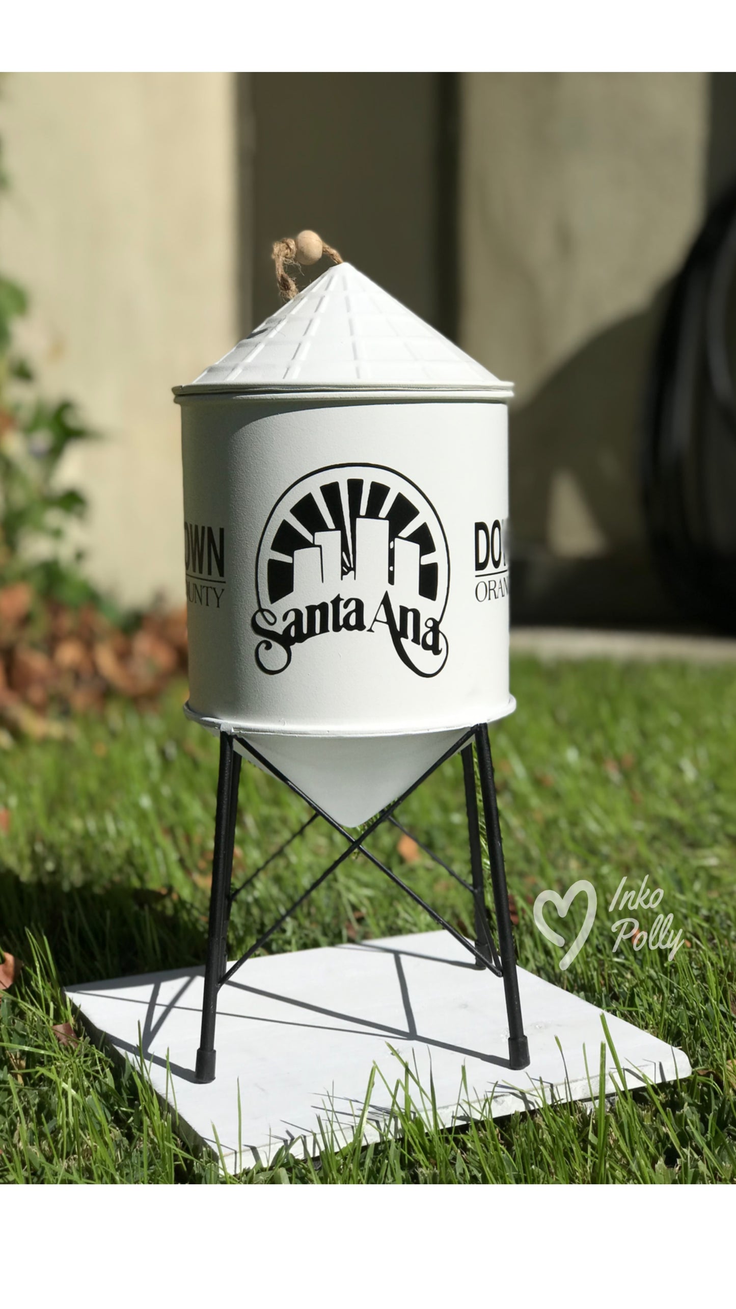 Santa Ana Mini Water Tower (old school)